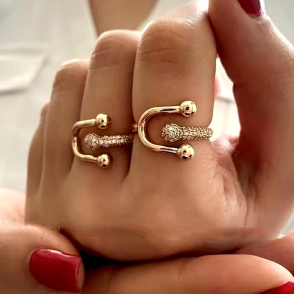 Jewelry - U Link Luxury 18k GP Stainless steel Zircon Ring